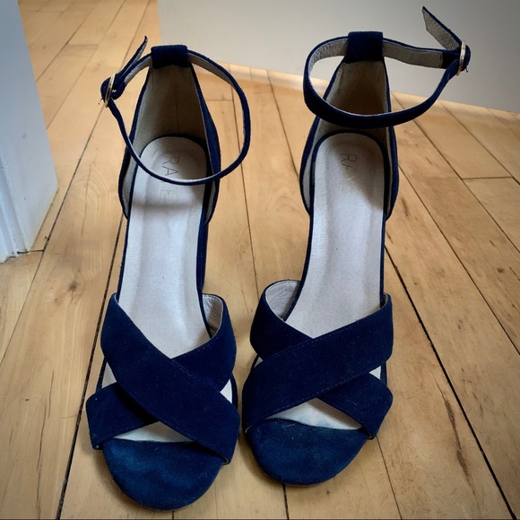 RAYE Shoes - Raye Size 9 Chunky Strappy Heels